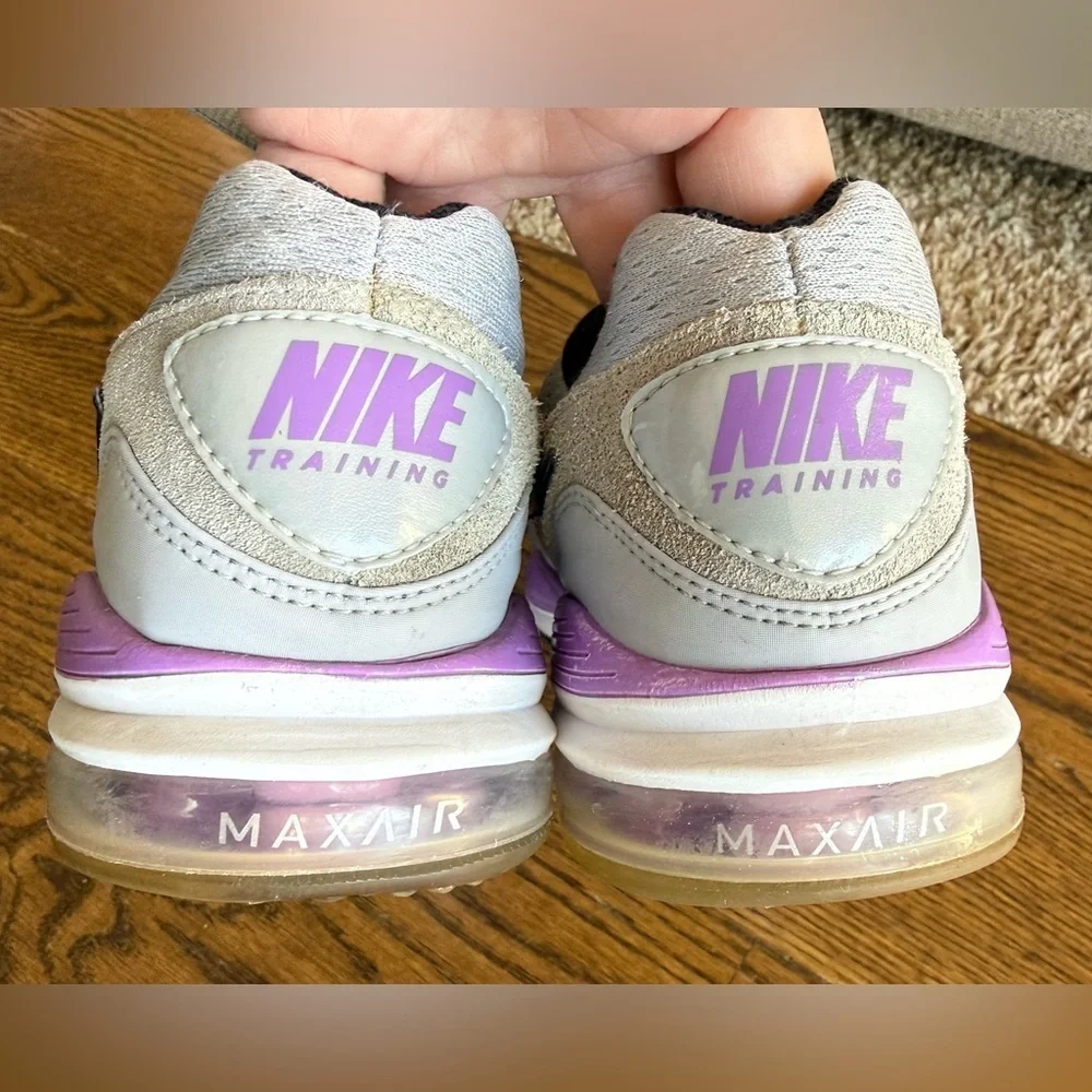 Nike Air Team Max Air Training Sneakers Women’s 7 Gray Purple